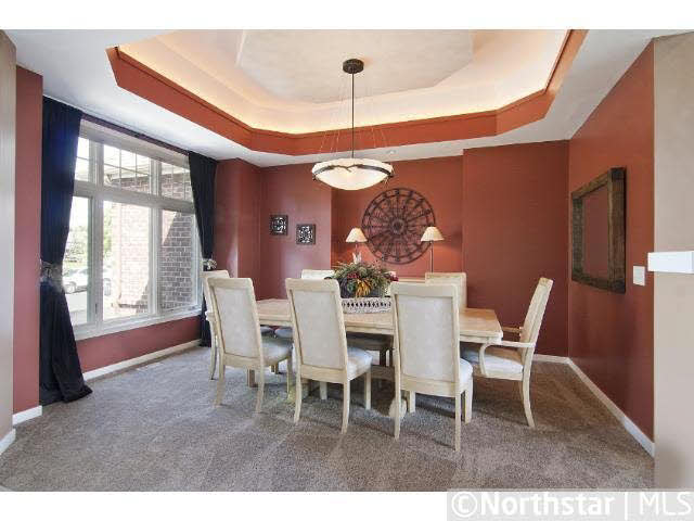 18953 Firethorn Point Eden Prairie, MN 55347 - Photo 3 of 18 Gallery Image 3