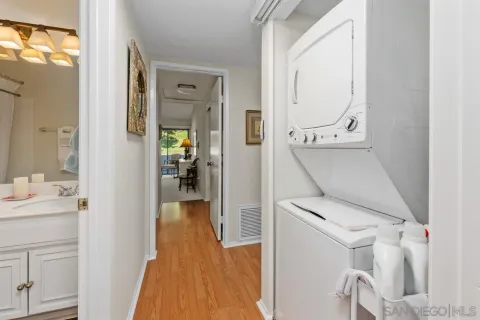 $725,000 | 17811 Corte Huasco, Unit 69, San Diego, CA 92128