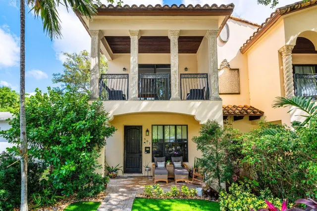 $679,000 | 507 Southwest 17th Street, Fort Lauderdale, FL 33315