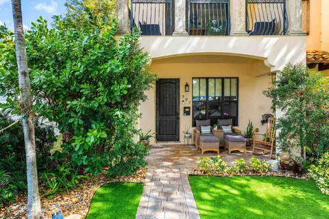 $679,000 | 507 Southwest 17th Street, Fort Lauderdale, FL 33315