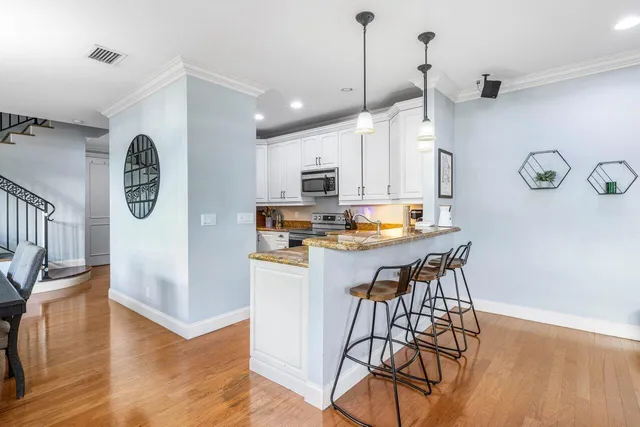 $679,000 | 507 Southwest 17th Street, Fort Lauderdale, FL 33315