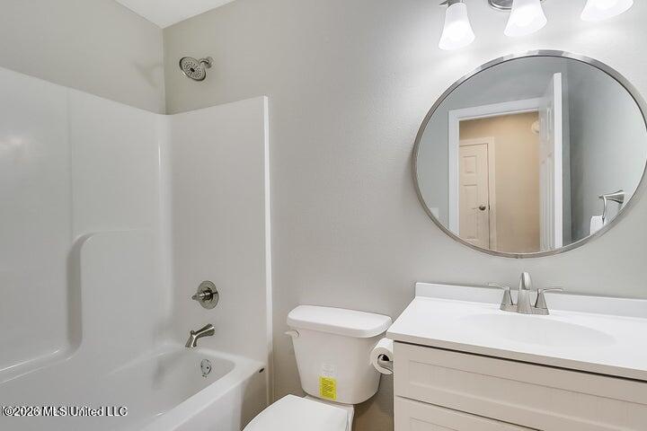 912 Maple Street Waveland, MS 39576 - Photo 9 of 11 Bathroom