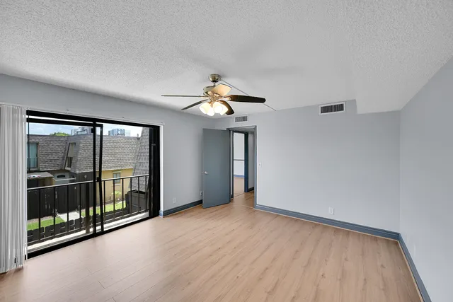 $2,475 | 1204 Waterview Circle, Palm Springs, FL 33461