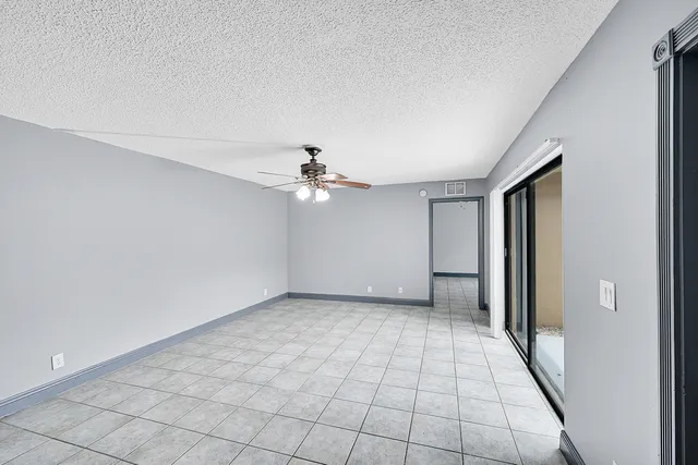 $2,475 | 1204 Waterview Circle, Palm Springs, FL 33461