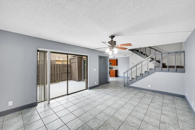 $2,475 | 1204 Waterview Circle, Palm Springs, FL 33461