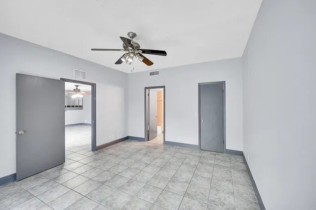 $2,475 | 1204 Waterview Circle, Palm Springs, FL 33461