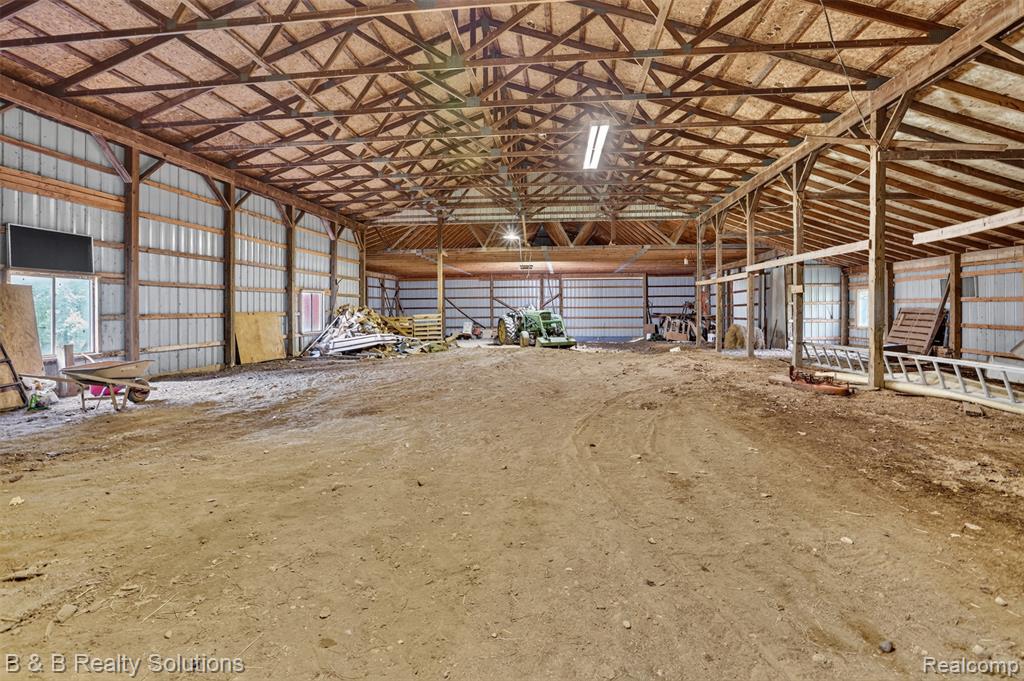 5544 Piersonville Road Columbiaville, MI 48421 - Photo 38 of 49