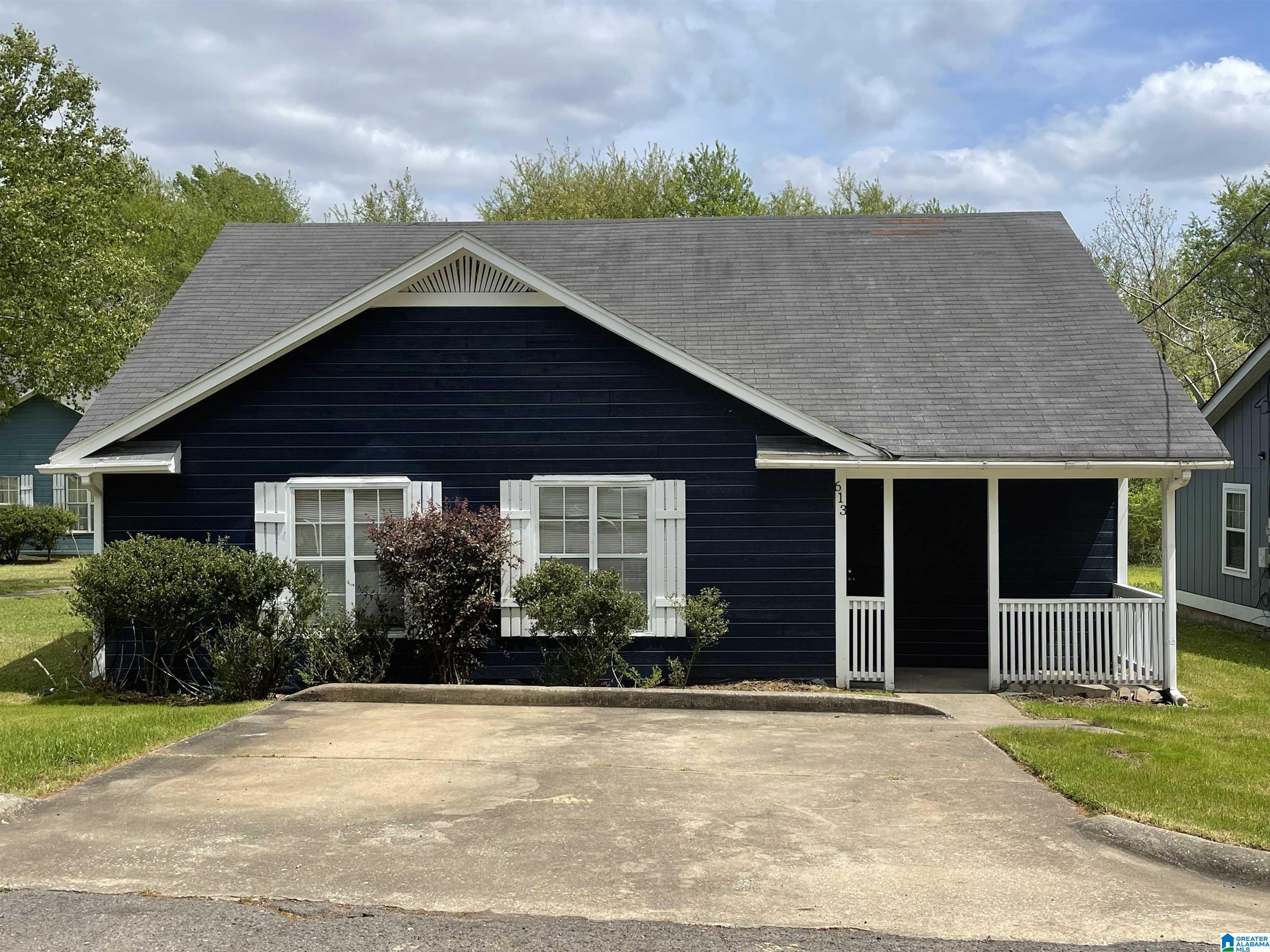 613 Oregon Street Birmingham, AL 35224 - Photo 2 of 30