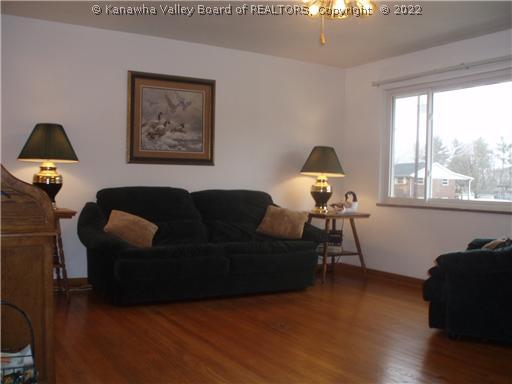 275 Maple Road Hurricane, WV 25526 - Photo 5 of 8 Living Room.