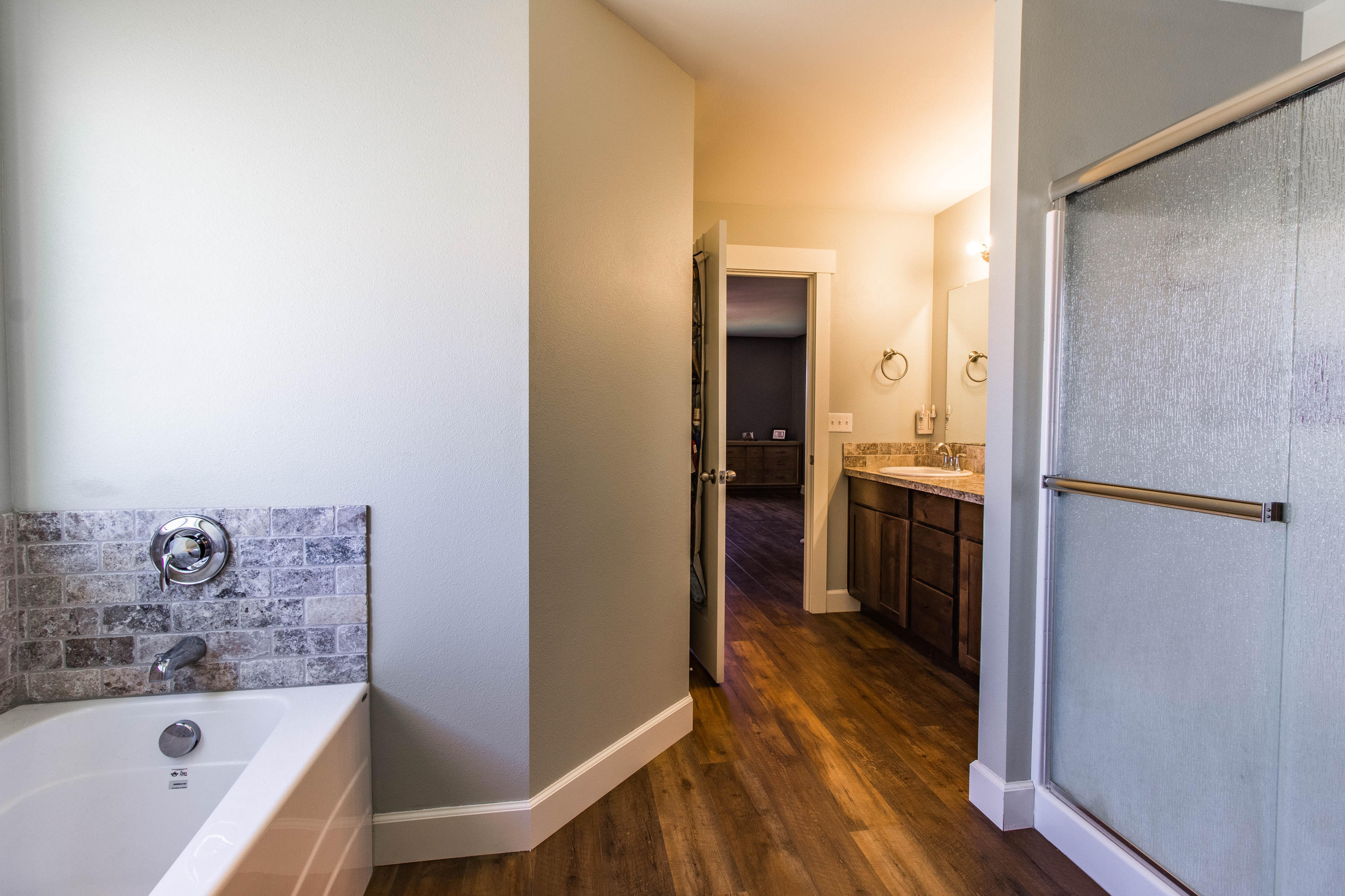 15145 Twin Lakes Road Powell Butte, OR 97753 - Photo 24 of 26 Master Bathroom