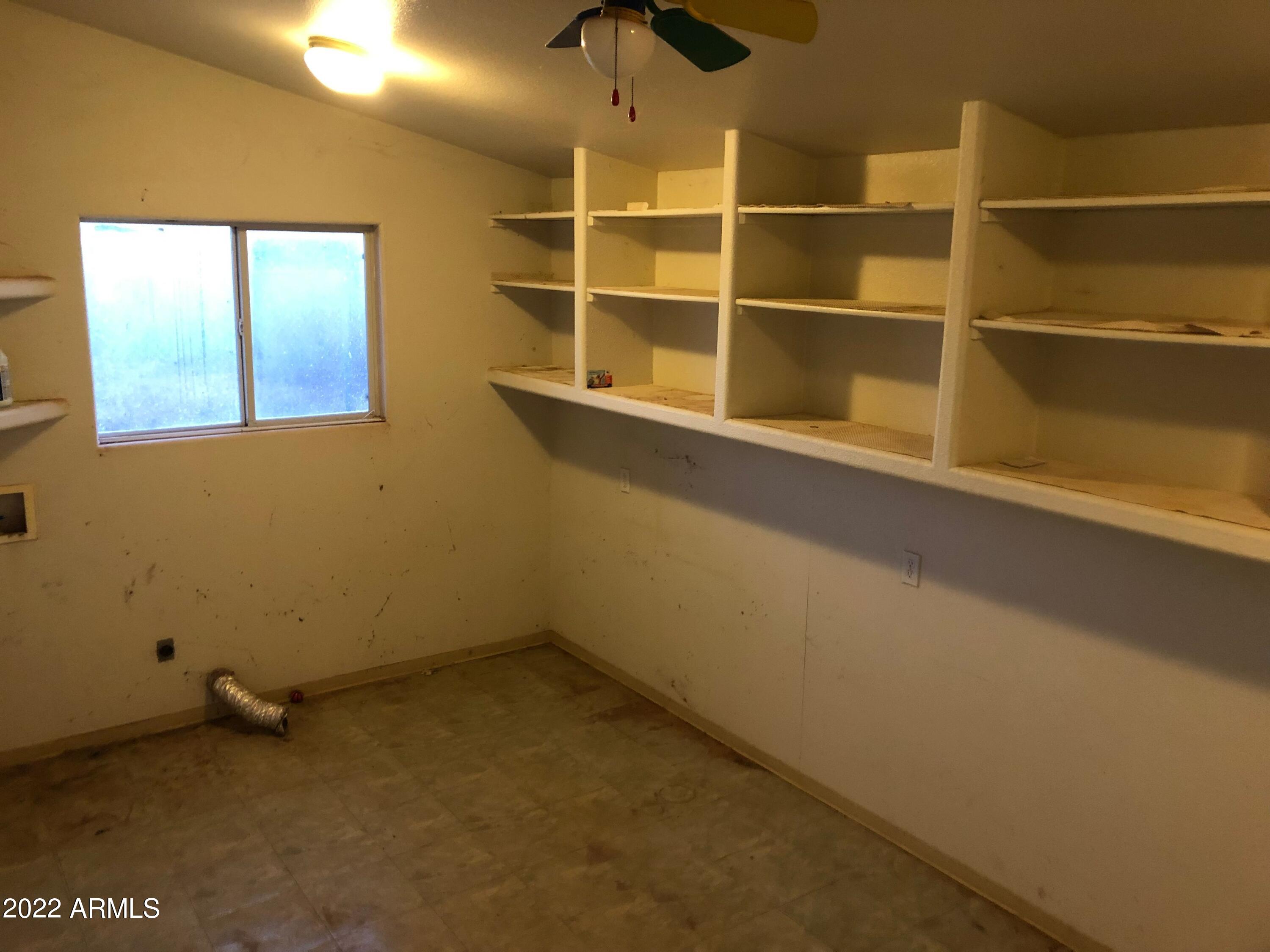4073 North Plantation Road Douglas, AZ 85607 - Photo 9 of 19 Brown Laundry Room