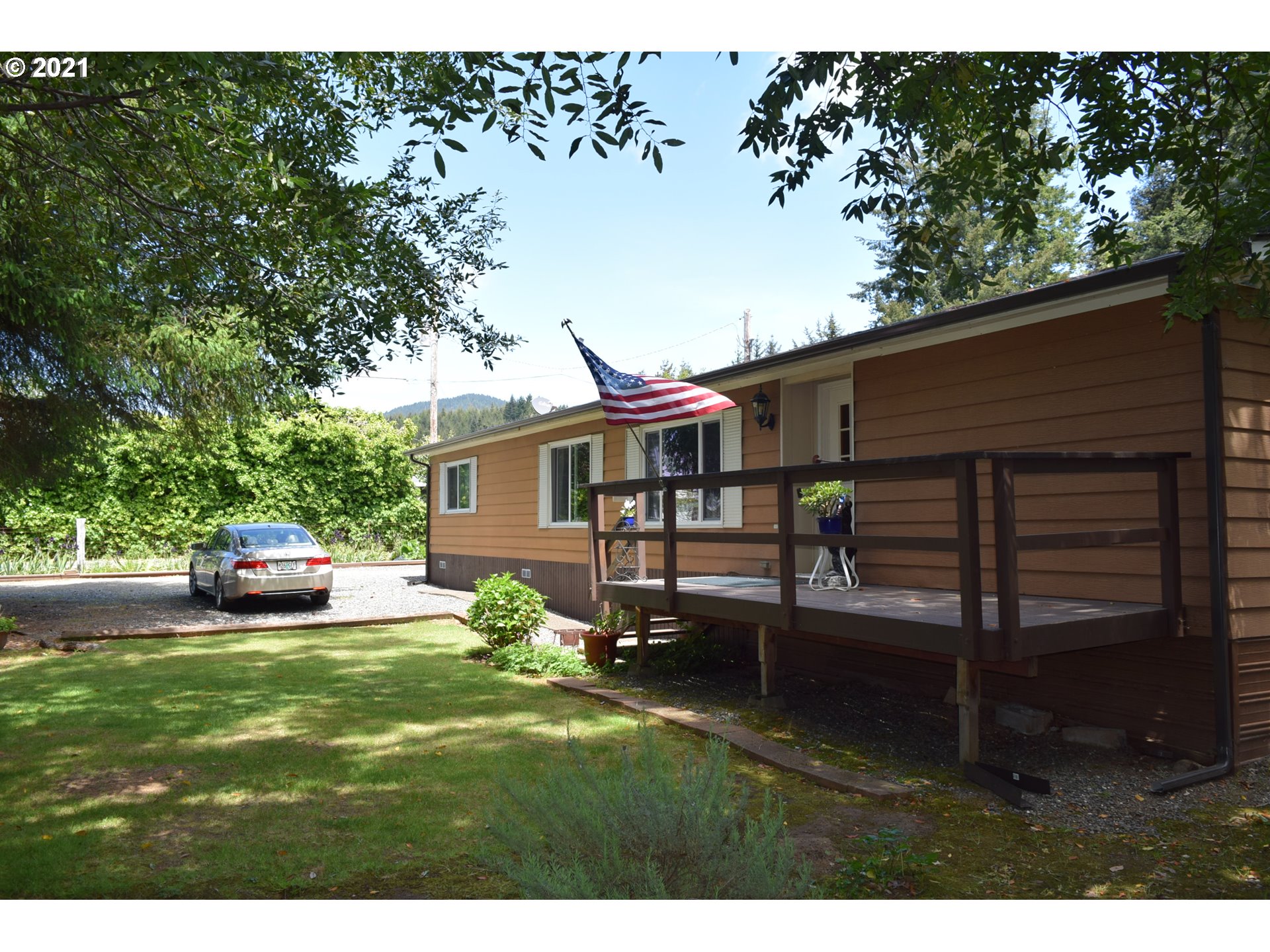 95696 Walnut Way Gold Beach, OR 97444 - Photo 3 of 32 Gallery Image 3