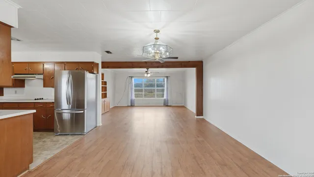 $241,500 | 37 Dairy, Pleasanton, TX 78064