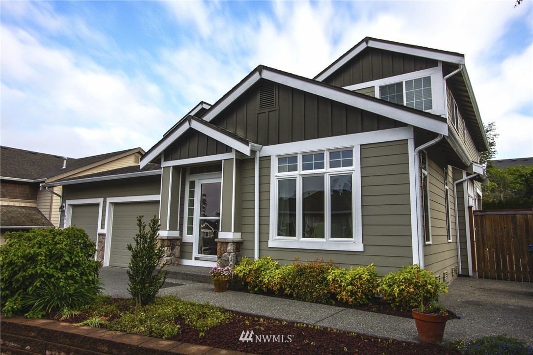 6018 Northeast 2nd Court Renton, WA 98059 - Photo 1 of 22 Gallery Image 1