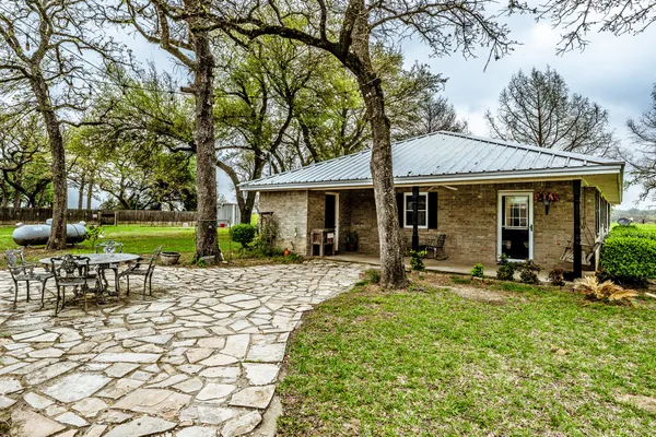 $289,900 | 13477 Fm 977 Street West, Marquez, TX 77865