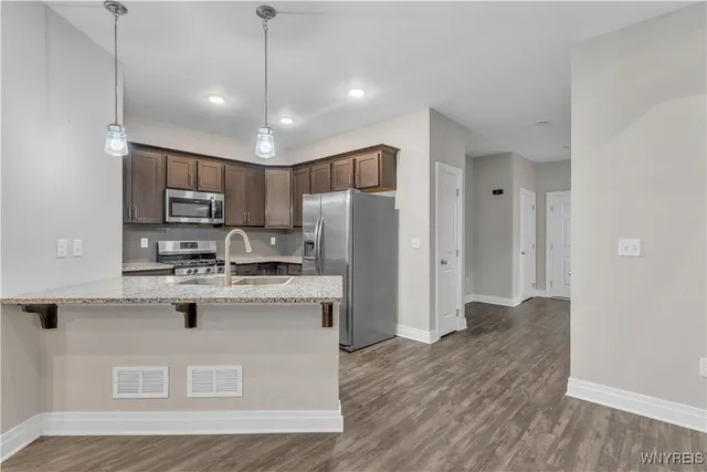 $299,900 | 4298 Tisbury Lane, Hamburg, NY 14075