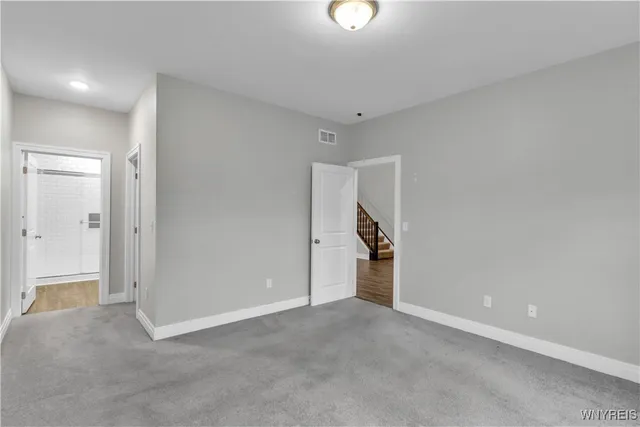 $299,900 | 4298 Tisbury Lane, Hamburg, NY 14075