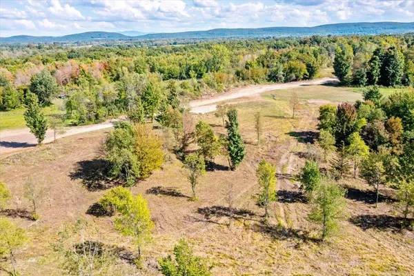 $100,000 | 11 Ellsworth Drive, Swanton, VT 05488