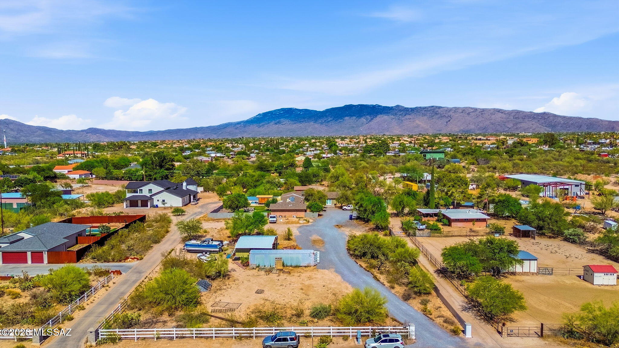 725 South Gollob Road Tucson, AZ 85710 - Photo 4 of 42