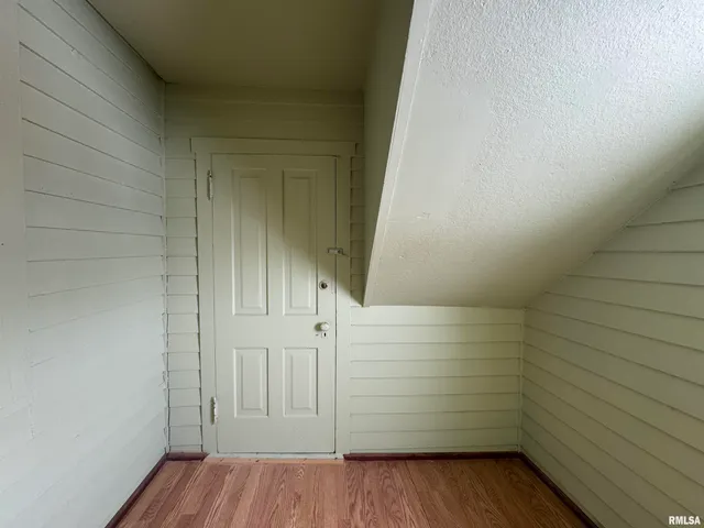 $125,000 | 609 5th Avenue South, Clinton, IA 52732