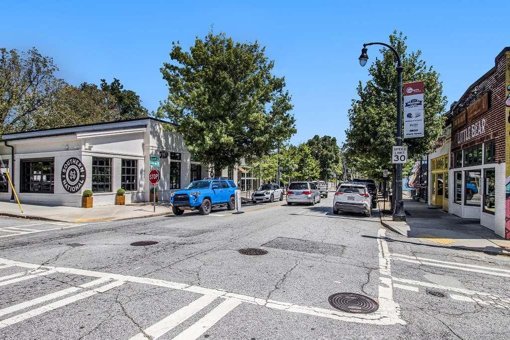 561 Formwalt Street Southwest, Unit 9 Atlanta, GA 30312 - Photo 16 of 17