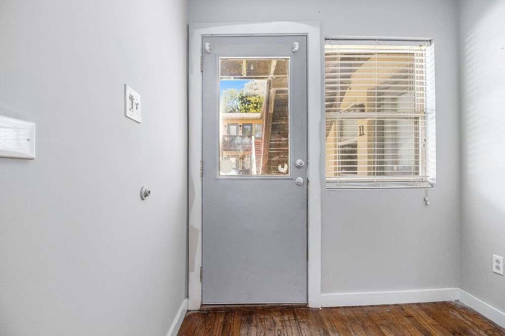 561 Formwalt Street Southwest, Unit 9 Atlanta, GA 30312 - Photo 5 of 17