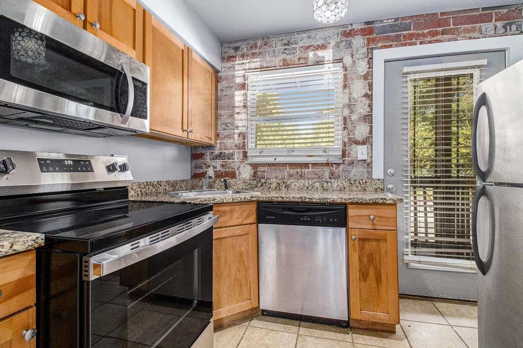 561 Formwalt Street Southwest, Unit 9 Atlanta, GA 30312 - Photo 9 of 17