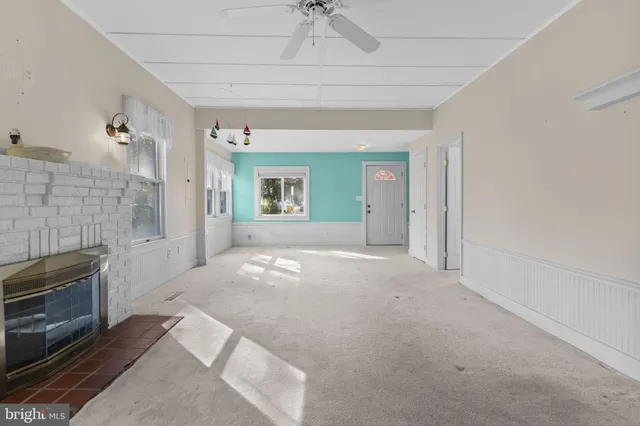 $375,000 | 6008 Allwine Avenue, Deale, MD 20751