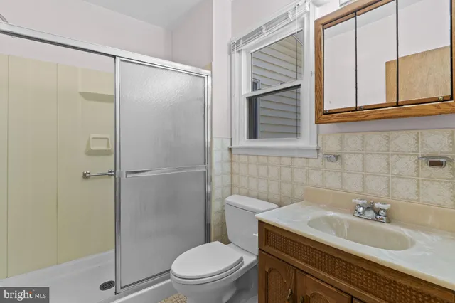 $375,000 | 6008 Allwine Avenue, Deale, MD 20751