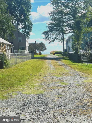 $375,000 | 6008 Allwine Avenue, Deale, MD 20751