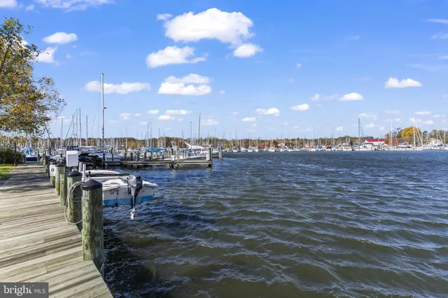 $375,000 | 6008 Allwine Avenue, Deale, MD 20751