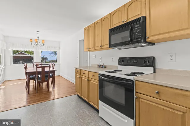 $375,000 | 6008 Allwine Avenue, Deale, MD 20751