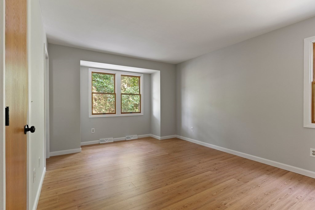 768 Burts Pit Road Northampton, MA 01062 - Photo 21 of 41