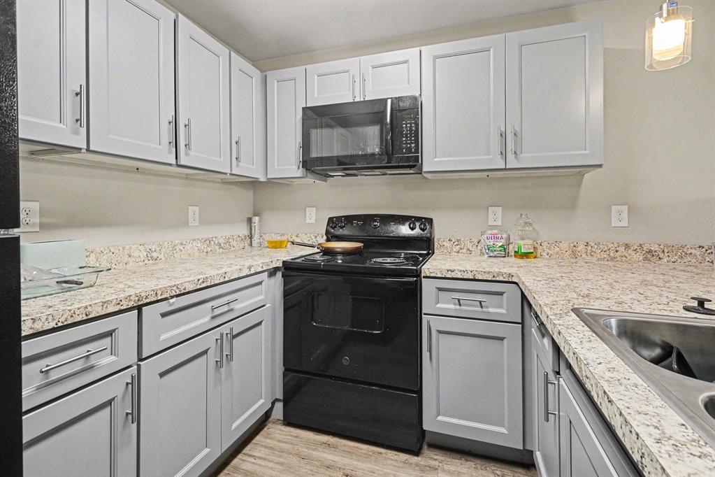 6108 Abrams Road, Unit 213 Dallas, TX 75231 - Photo 6 of 8