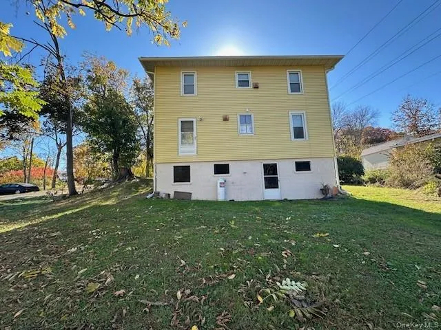 $1,800 | 44 Church Street, Unit 1, Marlboro, NY 12542