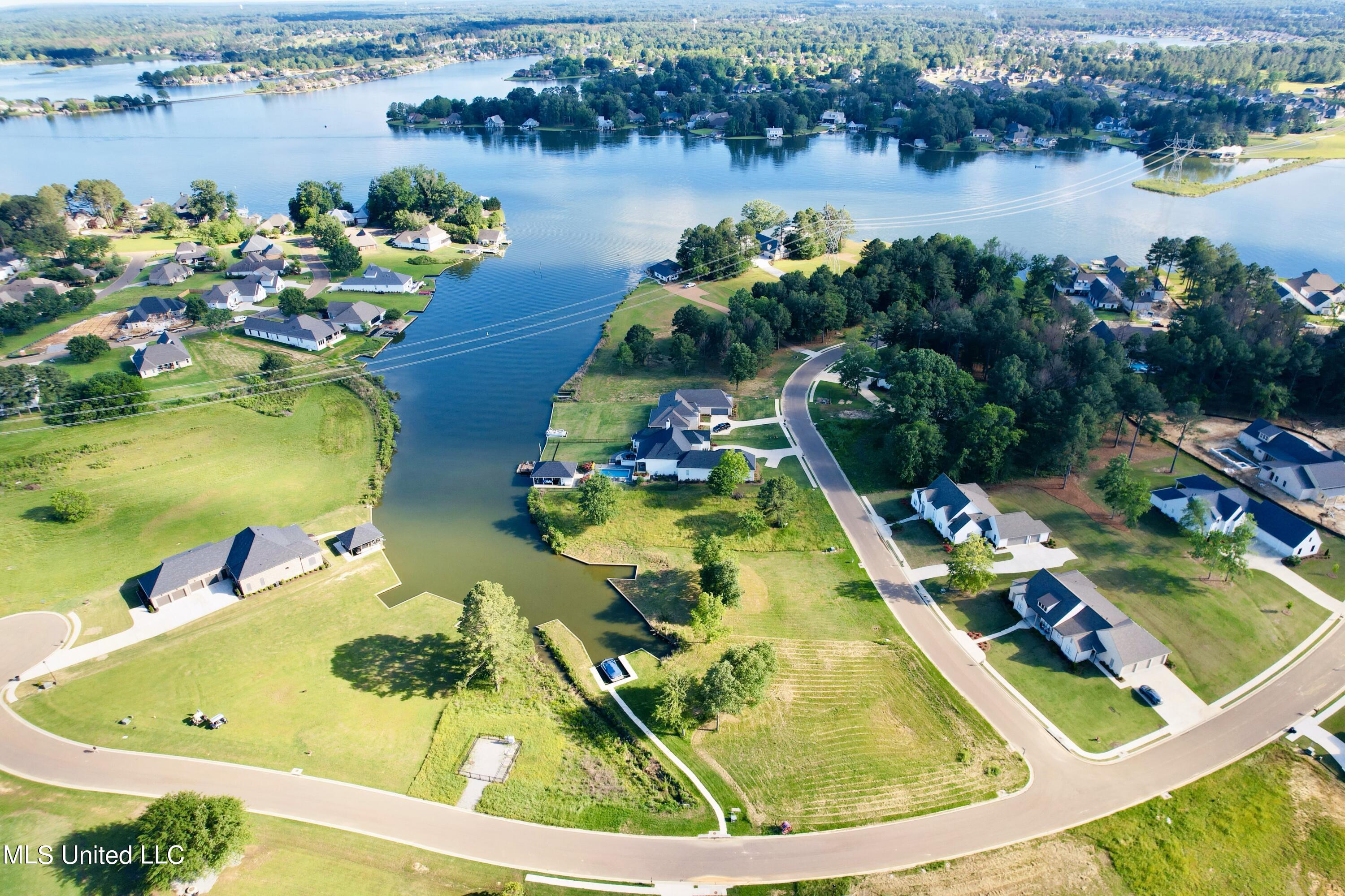 209 Harbor View Drive Madison, MS 39110 - Photo 8 of 22 aerial 4