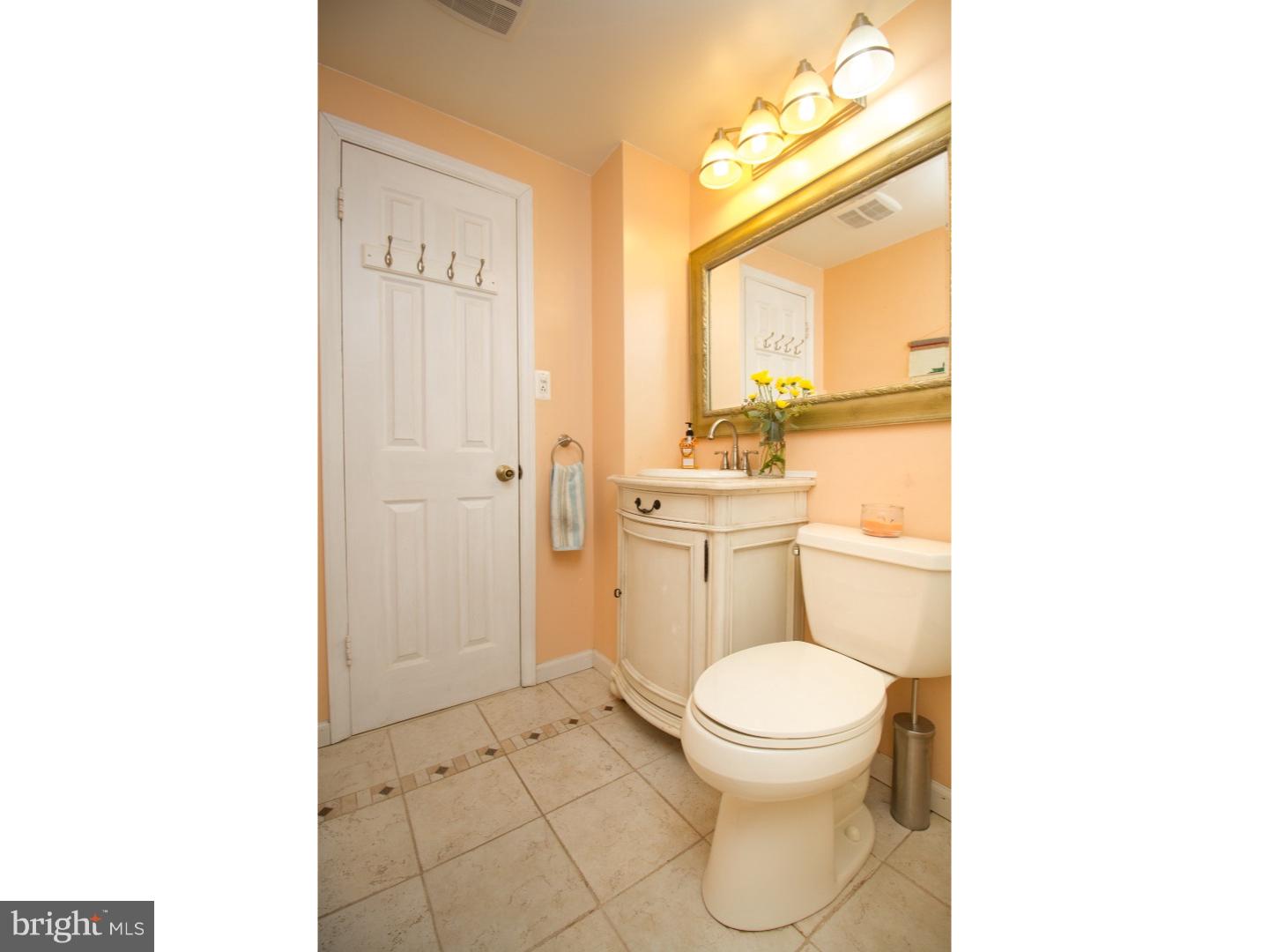 44 Conifer Road Levittown, PA 19057 - Photo 18 of 20
