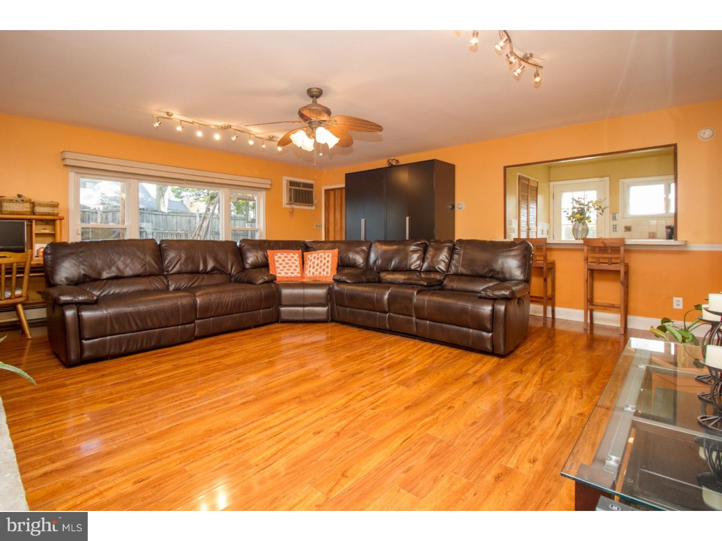 44 Conifer Road Levittown, PA 19057 - Photo 10 of 20