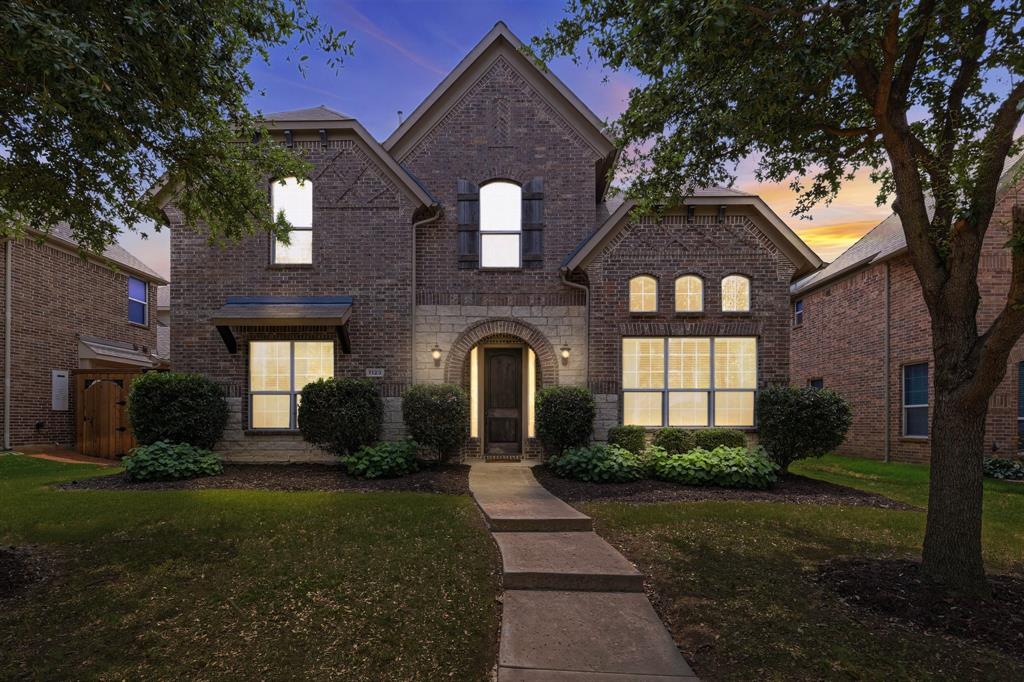 1123 Chestnut Drive Frisco, TX 75036 - Photo 2 of 40