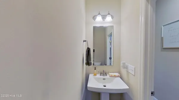 $2,050 | 551 Misty Pond Drive, Hubert, NC 28539