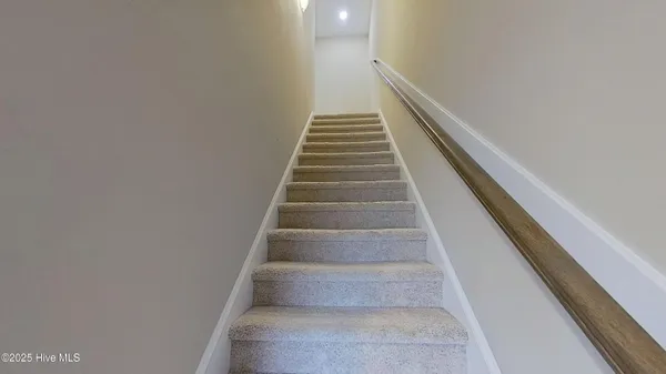 $2,050 | 551 Misty Pond Drive, Hubert, NC 28539