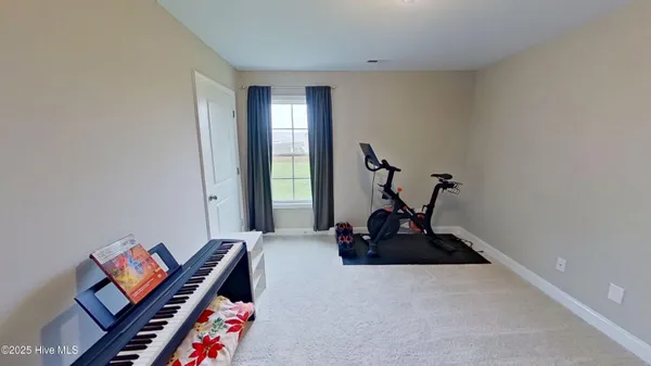 $2,050 | 551 Misty Pond Drive, Hubert, NC 28539