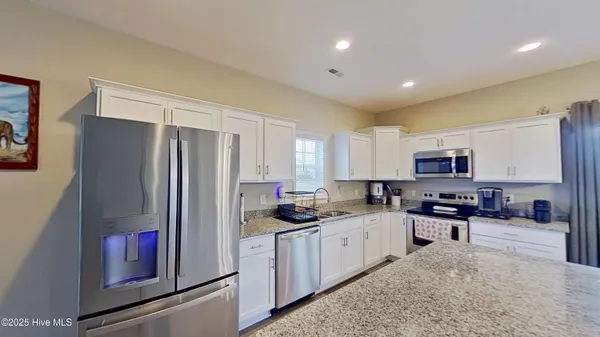 $2,050 | 551 Misty Pond Drive, Hubert, NC 28539