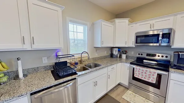 $2,050 | 551 Misty Pond Drive, Hubert, NC 28539