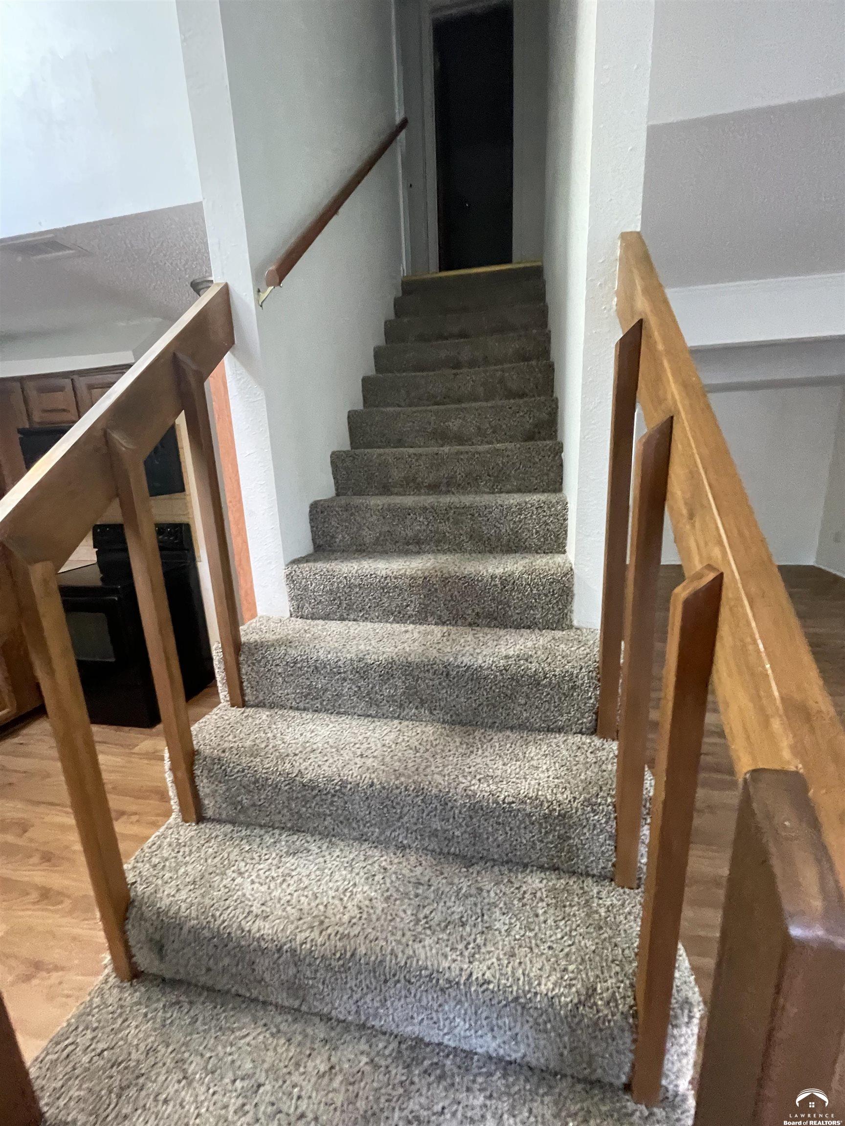 1916 West 3rd Street Lawrence, KS 66044 - Photo 5 of 9