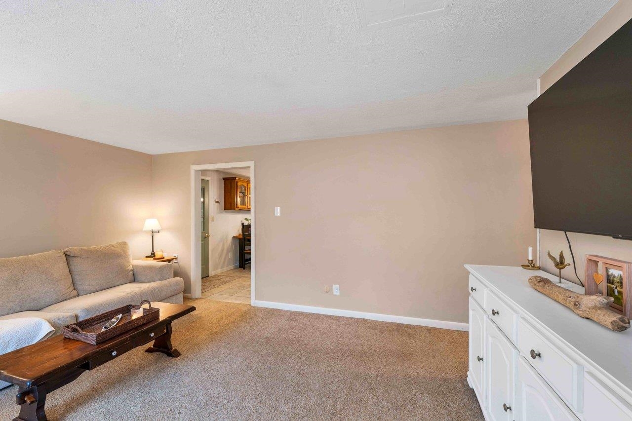 22 Corson Street Rochester, NH 03867 - Photo 10 of 39