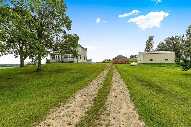 $425,000 | 13163 County Road 165, Cold Spring, MN 56320