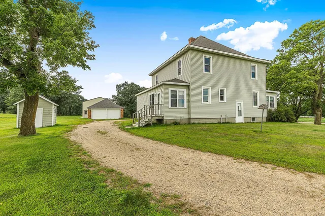 $425,000 | 13163 County Road 165, Cold Spring, MN 56320