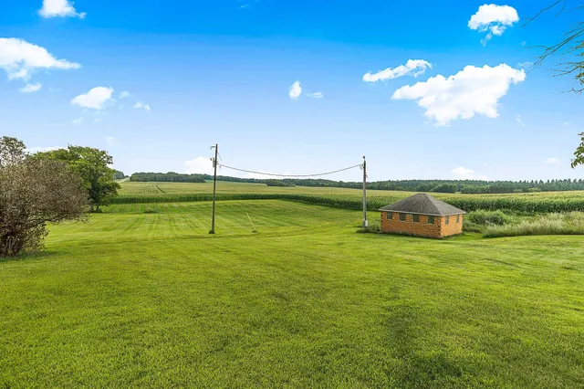 $425,000 | 13163 County Road 165, Cold Spring, MN 56320