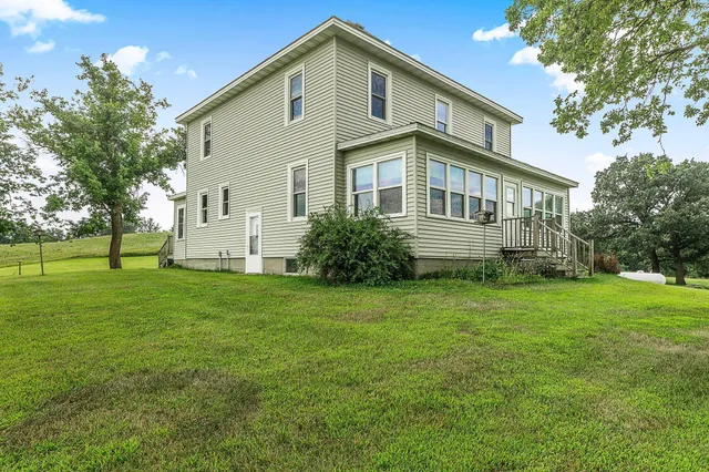 $425,000 | 13163 County Road 165, Cold Spring, MN 56320